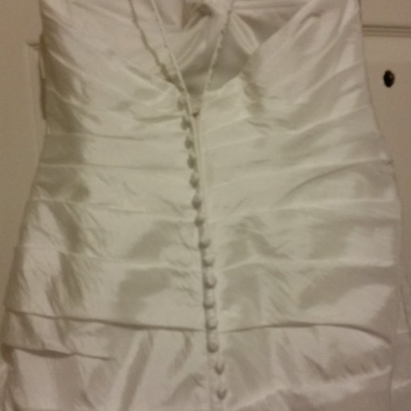 Wedding Dress New Size 16 - Picture 5 of 6